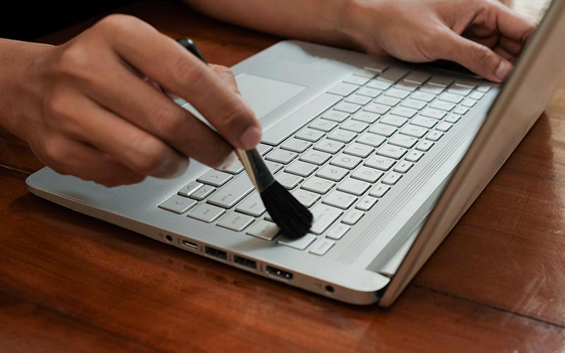 How-to-Speed-Up-Your-Laptop-Windows-Mac